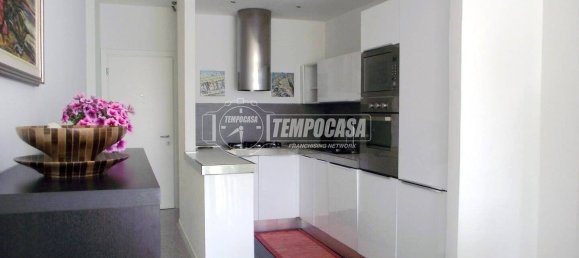 3 Schlafzimmer Penthouse in Jesolo, Italy, Nr. 303256 4