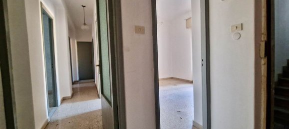 3غرفة شقة في Catania, Italy رقم 290446 7