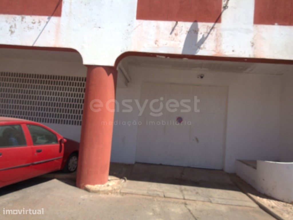  مستودع في Sao Bartolomeu de Messines, Portugal 690متر مربع رقم 271746