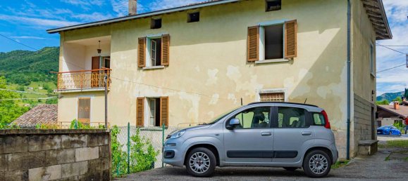 5 rooms House in Costa Serina, Italy No. 133504 2