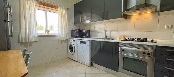 3 bedrooms House in Almada, Portugal No. 22539 5