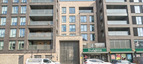 1 bedroom Apartment in London, United Kingdom No. 7593 22