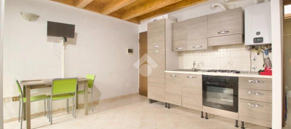 Студия в Реджо Эмилия, Италия № 2288 3