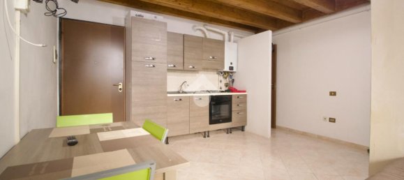 Студия в Реджо Эмилия, Италия № 2288 4