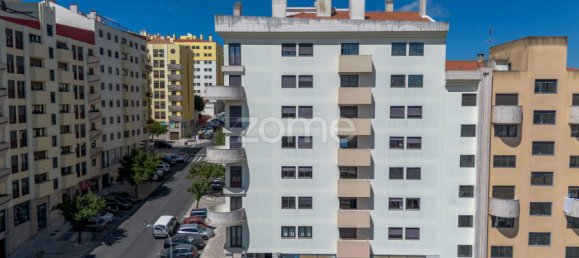 3 غرف نوم منزل في Odivelas, Portugal رقم 320335 32