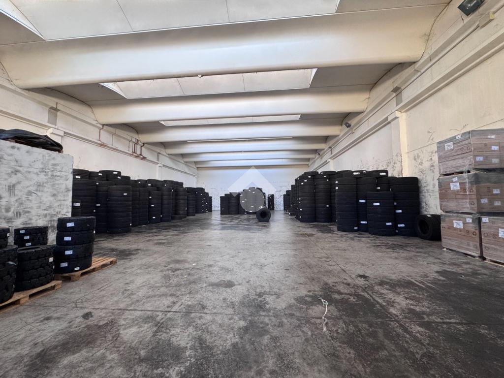 2غرفة مستودع في Thiene, Italy رقم 353984