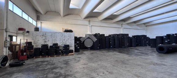 2غرفة مستودع في Thiene, Italy رقم 353984 25