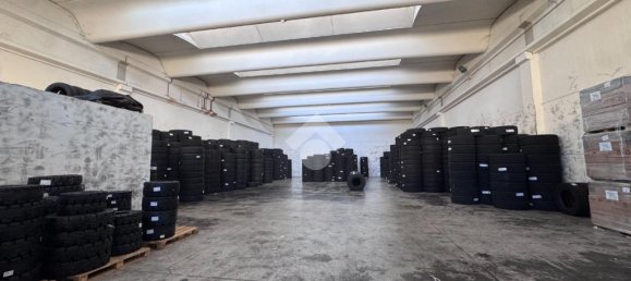 2غرفة مستودع في Thiene, Italy رقم 353984 18