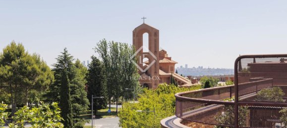 4 bedrooms Penthouse in Pozuelo de Alarcon, Spain No. 162332 2