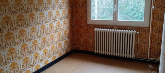 2 bedrooms House in Vierzon, France No. 155746 4