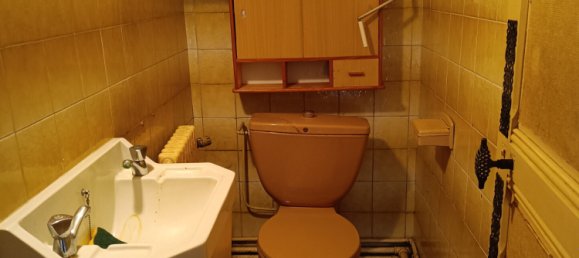 2 bedrooms House in Vierzon, France No. 155746 7