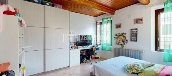 5 rooms House in Carpi, Italy No. 274454 10