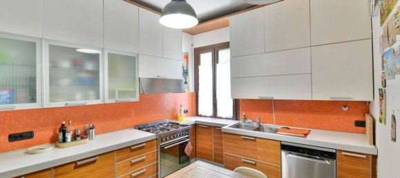 2 bedrooms Apartment in Seregno, Italy No. 270933 9
