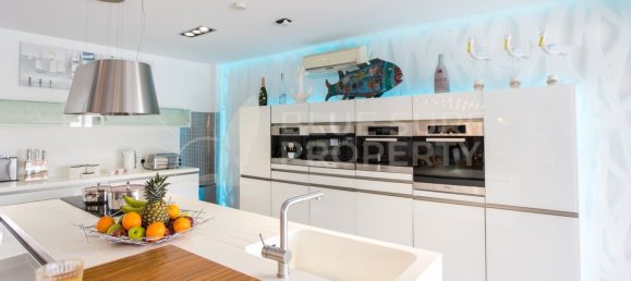 5 غرف نوم فيلا في Ayia Napa, Cyprus رقم 9236 7