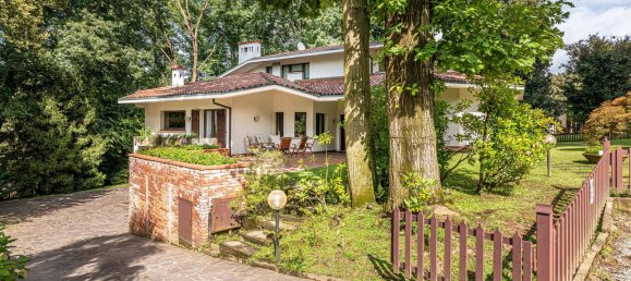 10 rooms Villa in Lesmo, Italy No. 338372 5