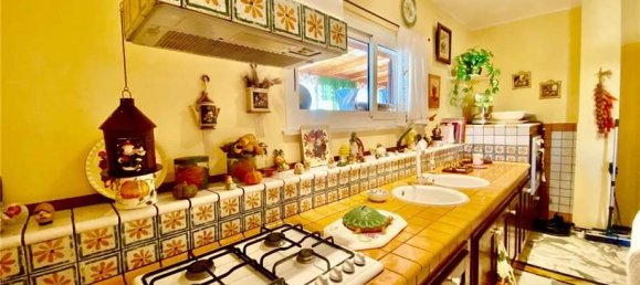 Пентхаус с 6 комнатами в Ното, Италия № 135941 18