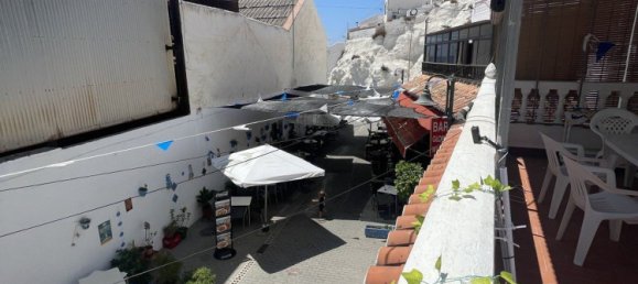 4 bedrooms House in Salobrena, Spain No. 135466 5