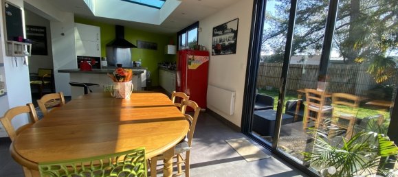 Casa de 5 habitaciónes en Sainte-Luce-sur-Loire, France No. 97922 3