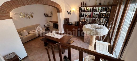 3 bedrooms Villa in Gonzaga, Italy No. 252335 7