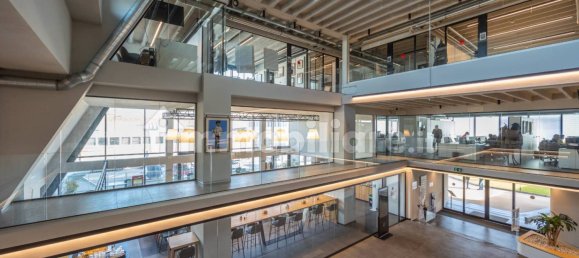 3500m² Warehouse in Turin, Italy No. 53929 39