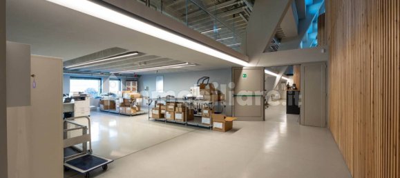 3500m² Warehouse in Turin, Italy No. 53929 4