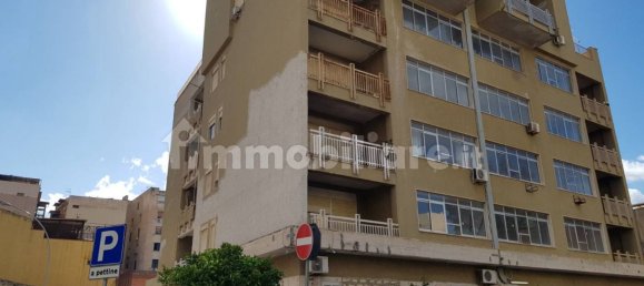 5 rooms Building in Palermo, Italy No. 48846 3