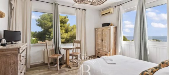 10 bedrooms Villa in Roquebrune-sur-Argens, France No. 346896 9