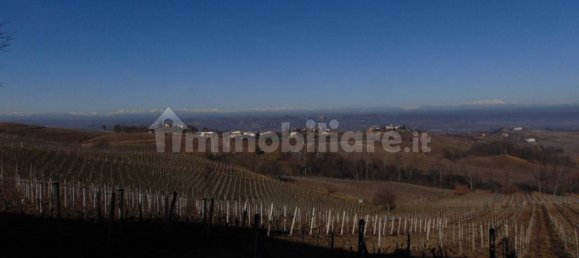 2 bedrooms House in Nizza Monferrato, Italy No. 70099 9