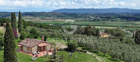 3 bedrooms House in Sinalunga, Italy No. 291779 7