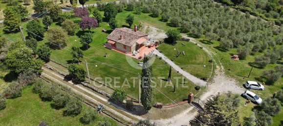 3 bedrooms House in Sinalunga, Italy No. 291779 8