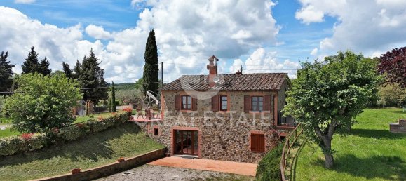 3 bedrooms House in Sinalunga, Italy No. 291779 6