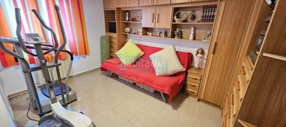 Квартира с 3 спальнями в Лерида, Испания № 113193 6