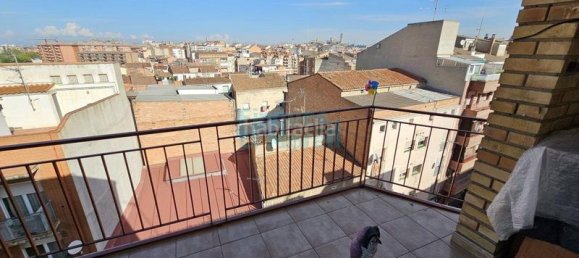 Квартира с 3 спальнями в Лерида, Испания № 113193 35