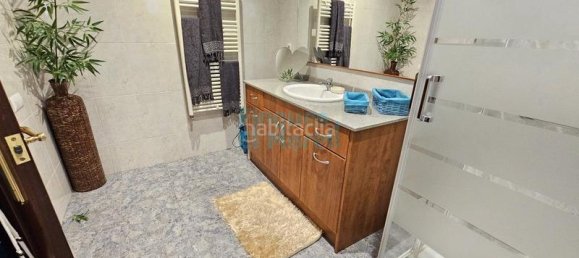 Квартира с 3 спальнями в Лерида, Испания № 113193 20