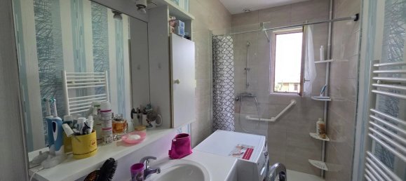 4 rooms House in Romescamps, France No. 363615 8