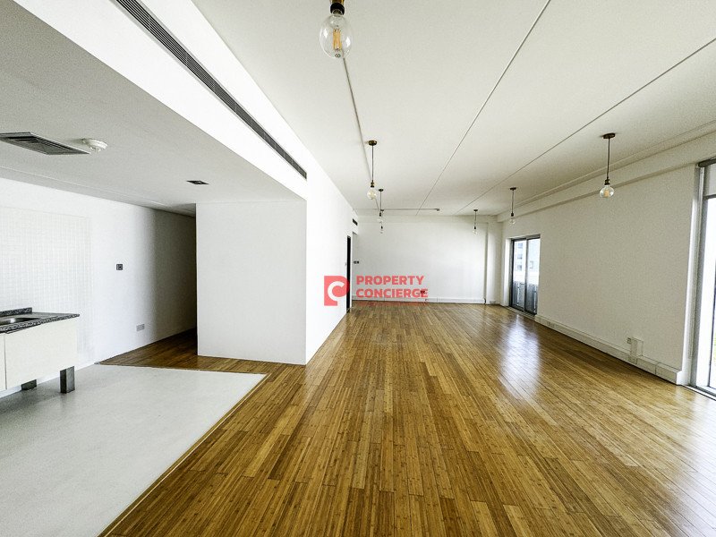 Büro in Dubai Media City, UAE 160m², Nr. 42634