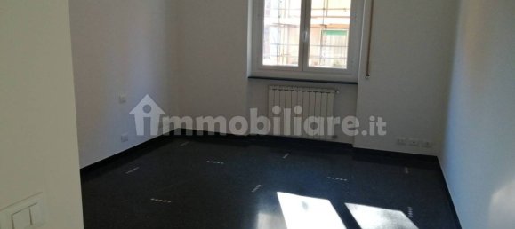 Apartamento de 3 dormitorios en Genoa, Italy No. 313393 7