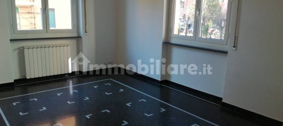 Apartamento de 3 dormitorios en Genoa, Italy No. 313393 6