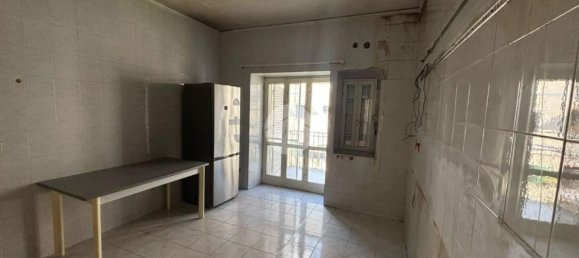 3-Zimmer Wohnung in Naples, Italy, Nr. 61886 9