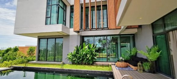 4 chambres house à vendre à Pattaya, Chonburi, Eastern Thailand, Thailand № 85 4