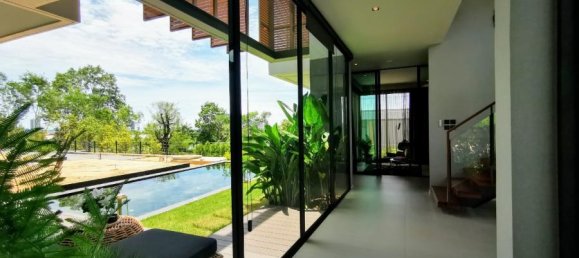 4 chambres house à vendre à Pattaya, Chonburi, Eastern Thailand, Thailand № 85 6