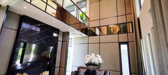 4 chambres house à vendre à Pattaya, Chonburi, Eastern Thailand, Thailand № 85 7