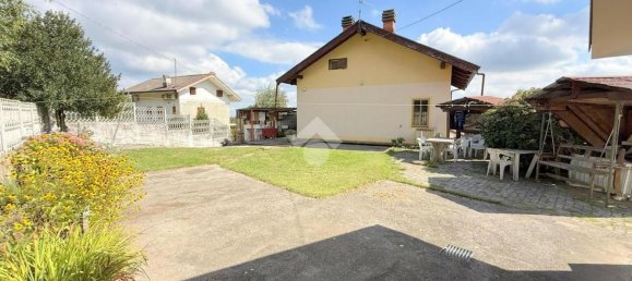 4 bedrooms Villa in Prarostino, Italy No. 348660 17