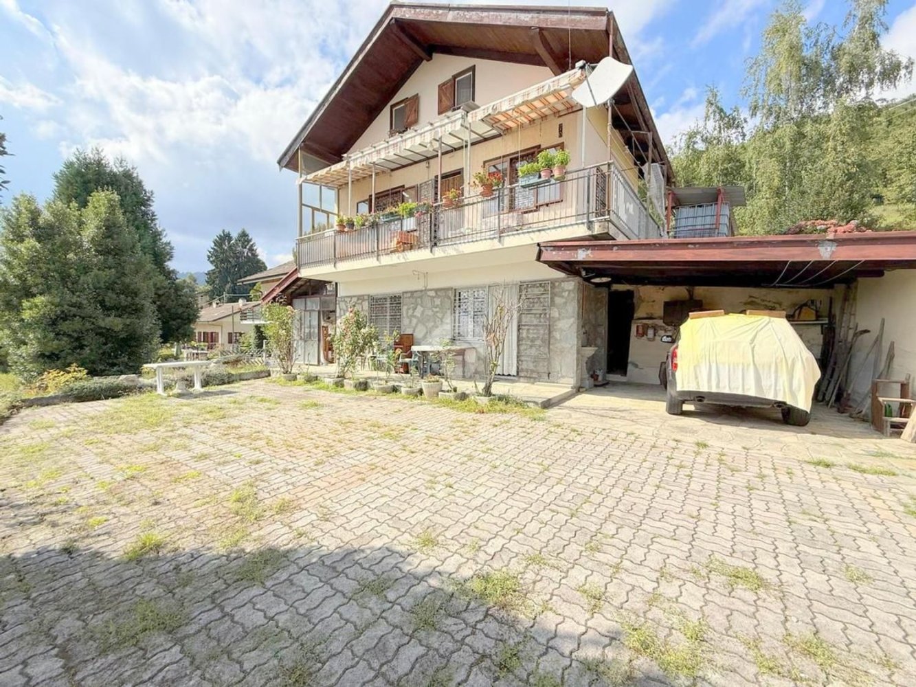 4 bedrooms Villa in Prarostino, Italy No. 348660