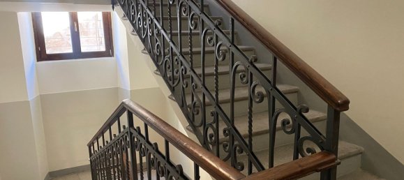 7-salle Appartement à Como, Italy No. 9688 3