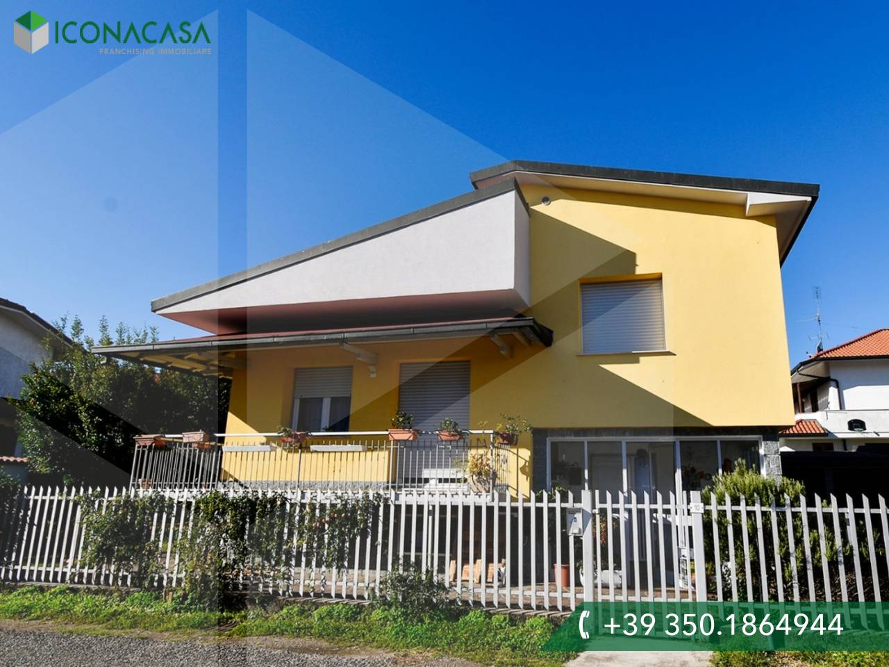 4 rooms Villa in Parabiago, Italy No. 26460