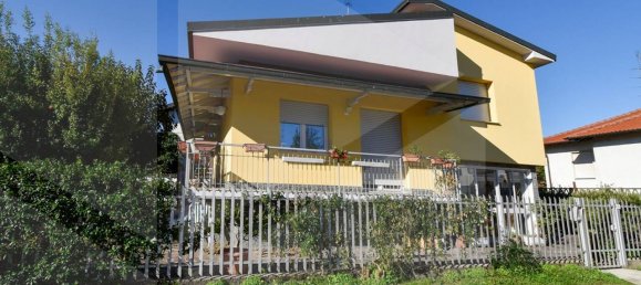 4 rooms Villa in Parabiago, Italy No. 26460 23