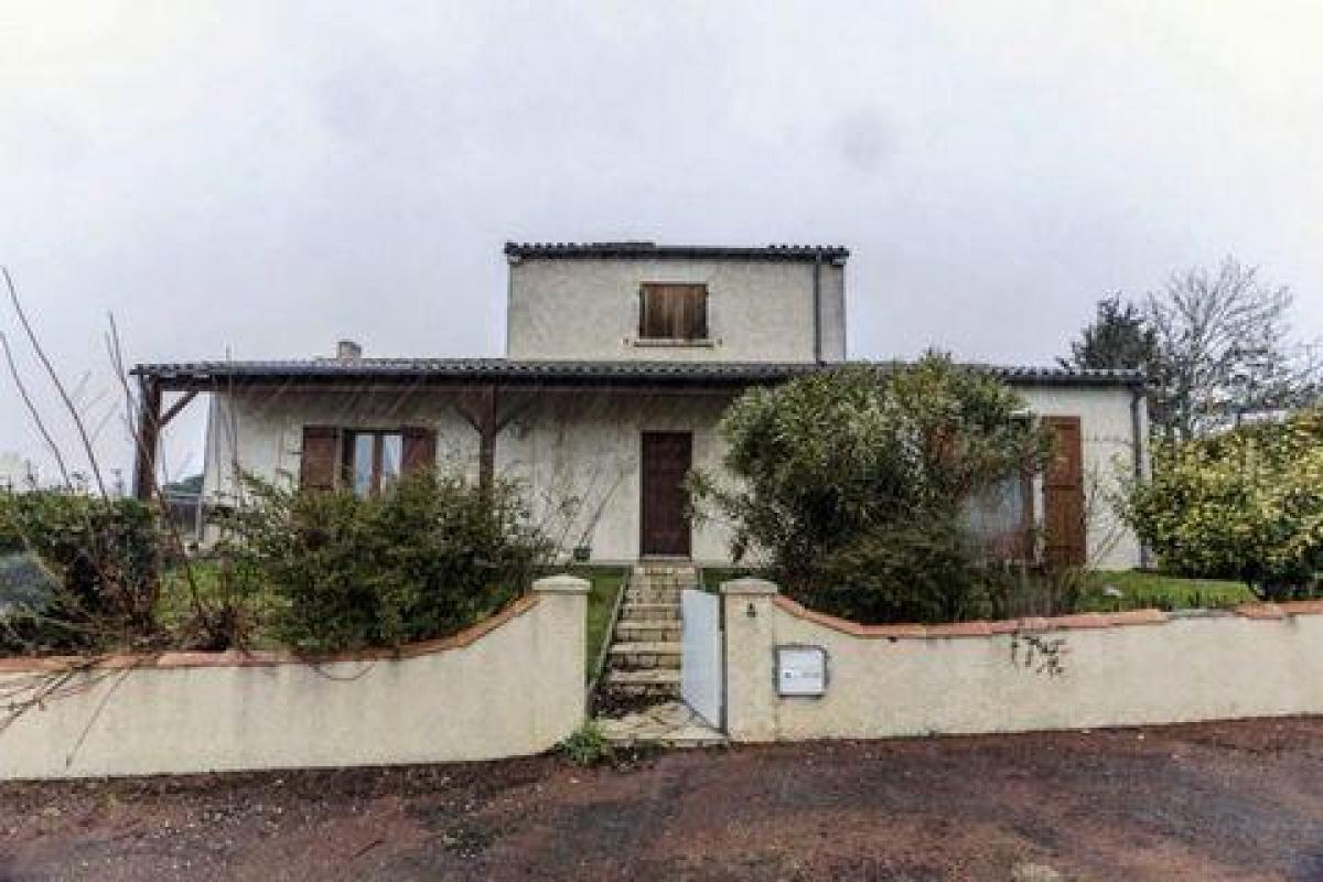 4 bedrooms House in Royan, France No. 25081