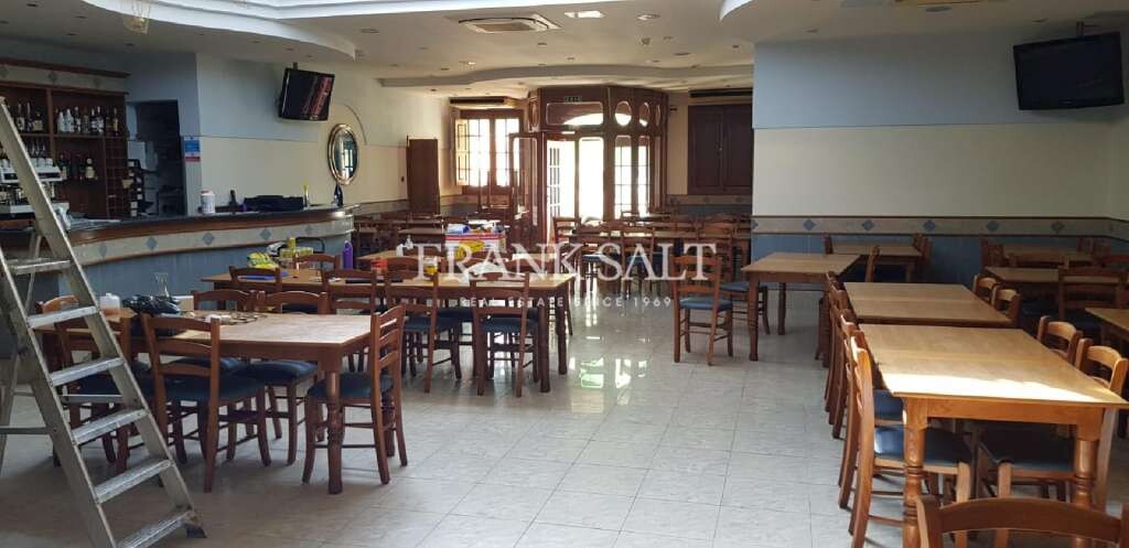 320m² House in Marsaxlokk, Malta No. 2526