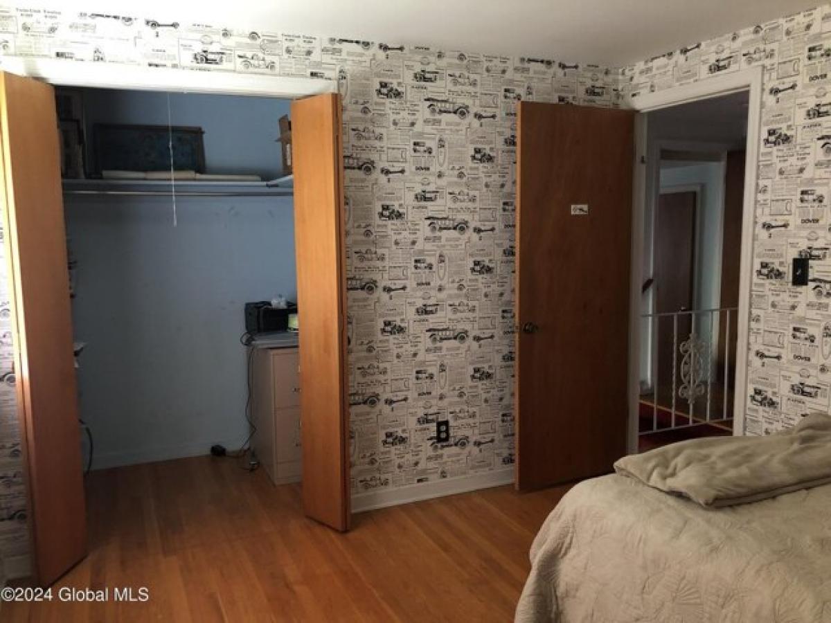 4 bedrooms House in Glenville, USA No. 397610